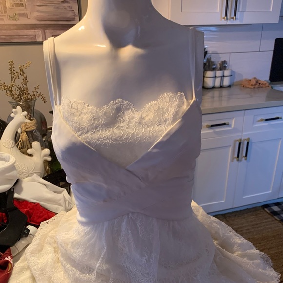 BCBG Dresses & Skirts - BCBG cream color dress - size Medium
